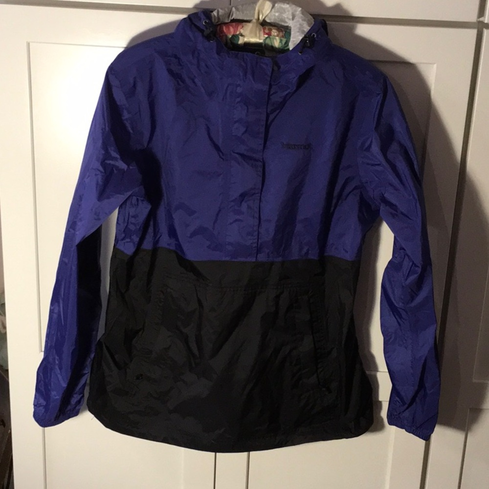 NEW MARMOT ZIP BLUE/BLACK WINDBREAKER WITH HOOD.SIZE MEDIUM.